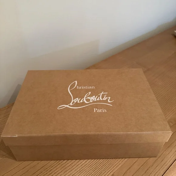 Iriza Christian Louboutin heels Size 38, never worn - Picture 5 of 6